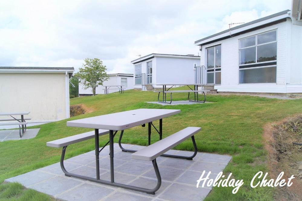 Greenways Valley Holiday Park Грейт Торингтън Екстериор снимка